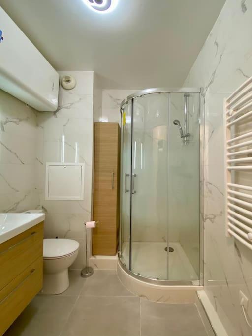 Suite Maximilien Near Disneyland Bussy-Saint-Georges Eksteriør billede
