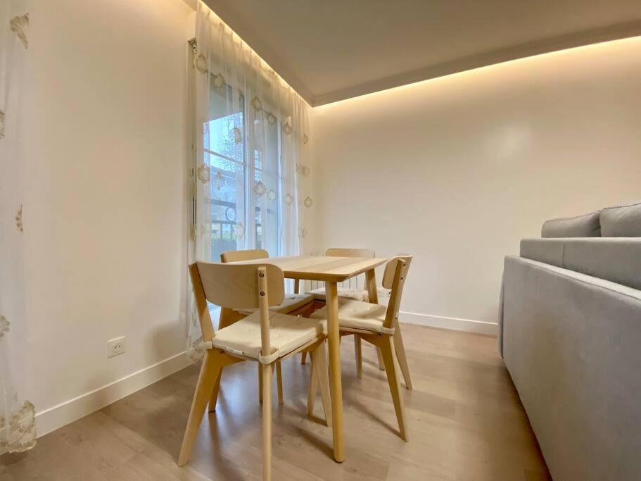 Suite Maximilien Near Disneyland Bussy-Saint-Georges Eksteriør billede