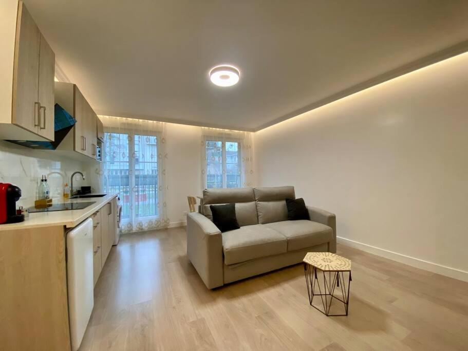 Suite Maximilien Near Disneyland Bussy-Saint-Georges Eksteriør billede